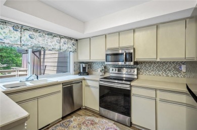 Beautiful newly renovated throughout 3-bedroom, 3-bath townhouse on Birnamwood Golf Course in Minnesota - for sale on GolfHomes.com, golf home, golf lot
