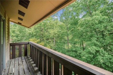 Beautiful newly renovated throughout 3-bedroom, 3-bath townhouse on Birnamwood Golf Course in Minnesota - for sale on GolfHomes.com, golf home, golf lot