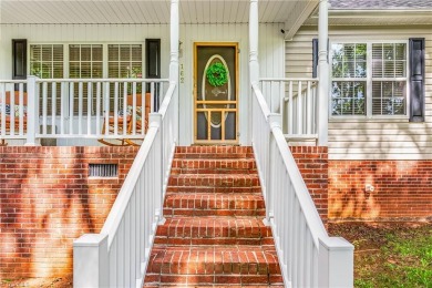 Fully updated in 2025 from top to bottom, this stunning 3BR/2BA on Lake Louise Golf Club in North Carolina - for sale on GolfHomes.com, golf home, golf lot