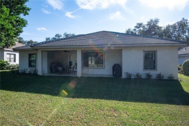 This 2-year new home located on the 1st hole of the Ranch course on Black Diamond Ranch Golf Course in Florida - for sale on GolfHomes.com, golf home, golf lot