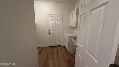 Beautifully remodeled home located in the highly desired on Quail Wood Greens Golf Course in Arizona - for sale on GolfHomes.com, golf home, golf lot