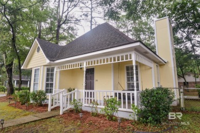 This charming single-story cottage features 3 bedrooms and 2 on Lake Forest Yacht and Country Club in Alabama - for sale on GolfHomes.com, golf home, golf lot