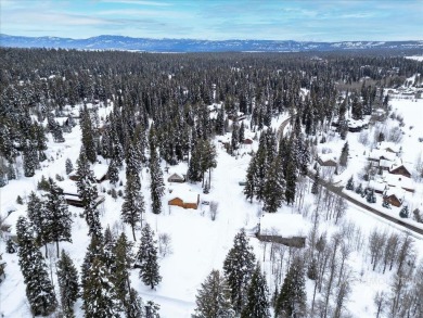 Nestled in the scenic Aspen Ridge community of McCall, Idaho on McCall Municipal Golf Course in Idaho - for sale on GolfHomes.com, golf home, golf lot