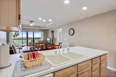 Welcome to this beautiful duplex-style condominium in the on Seasons Ridge At Four Seasons in Missouri - for sale on GolfHomes.com, golf home, golf lot