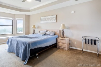 Welcome to this beautiful duplex-style condominium in the on Seasons Ridge At Four Seasons in Missouri - for sale on GolfHomes.com, golf home, golf lot