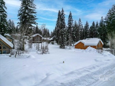 Nestled in the scenic Aspen Ridge community of McCall, Idaho on McCall Municipal Golf Course in Idaho - for sale on GolfHomes.com, golf home, golf lot