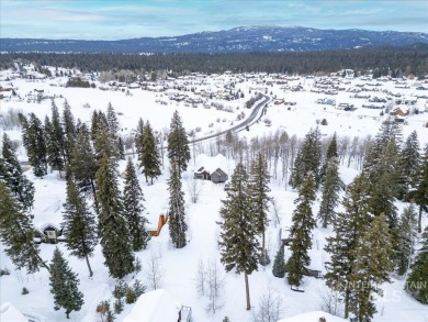 Nestled in the scenic Aspen Ridge community of McCall, Idaho on McCall Municipal Golf Course in Idaho - for sale on GolfHomes.com, golf home, golf lot