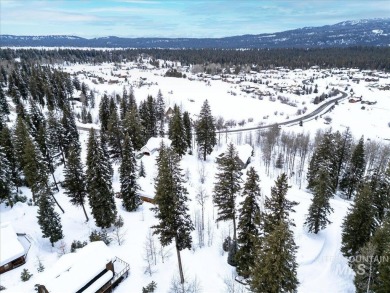 Nestled in the scenic Aspen Ridge community of McCall, Idaho on McCall Municipal Golf Course in Idaho - for sale on GolfHomes.com, golf home, golf lot