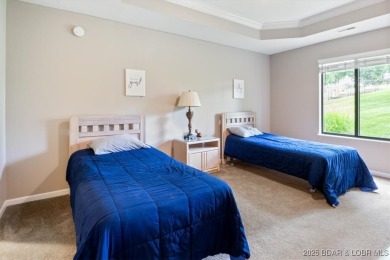 Welcome to this beautiful duplex-style condominium in the on Seasons Ridge At Four Seasons in Missouri - for sale on GolfHomes.com, golf home, golf lot