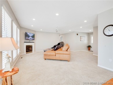 Welcome to this 3 bedroom, 2 full bath, 1 level home on a on The Oaks Golf Course in Missouri - for sale on GolfHomes.com, golf home, golf lot