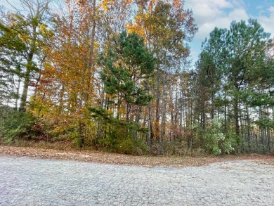 Come build your dream home on this large, wooded, cul-de-sac on Warrior Golf Club in North Carolina - for sale on GolfHomes.com, golf home, golf lot