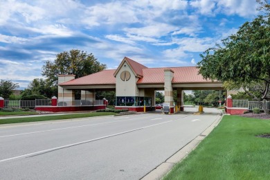 Step into care-free living in this well cared for Carillon on The Links at Carillon in Illinois - for sale on GolfHomes.com, golf home, golf lot