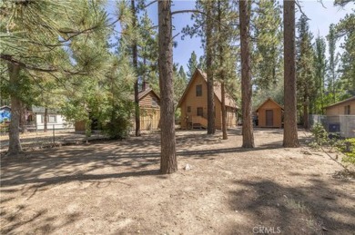 Nestled on a spacious 5,000 square foot lot, this 2-bedroom on Big Bear Mountain Ski and Golf Resort in California - for sale on GolfHomes.com, golf home, golf lot