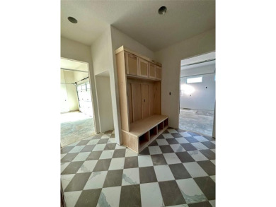 Beautiful new build in Thomas Crossing (Southern Oaks Golf on Southern Oaks Golf Club in Texas - for sale on GolfHomes.com, golf home, golf lot