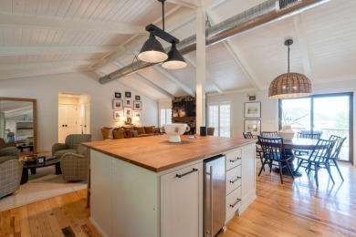 Lovely Eden Isle LAKEVIEW Home (likely designed by Frank McGary) on Red Apple Inn and Country Club in Arkansas - for sale on GolfHomes.com, golf home, golf lot