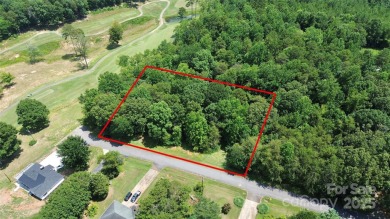 This double lot in a cul-de-sac offers beautiful golf course on River Oaks Country Club in North Carolina - for sale on GolfHomes.com, golf home, golf lot
