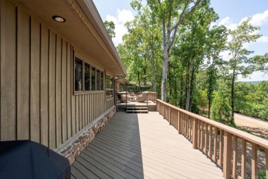 Lovely Eden Isle LAKEVIEW Home (likely designed by Frank McGary) on Red Apple Inn and Country Club in Arkansas - for sale on GolfHomes.com, golf home, golf lot