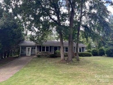 Opportunity Knocks in Prime Asheville Location Take advantage of on Asheville Municipal Golf Course in North Carolina - for sale on GolfHomes.com, golf home, golf lot