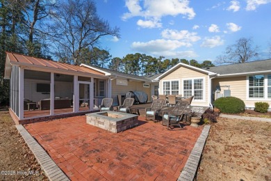 Beautifully detailed Trent Woods ranch on The New Bern Golf and on New Bern Golf and Country Club in North Carolina - for sale on GolfHomes.com, golf home, golf lot