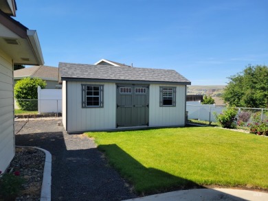 NEW ON THE MARKET! This property is located just minutes from on Lewiston Golf and Country Club in Idaho - for sale on GolfHomes.com, golf home, golf lot