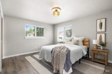 Stylishly updated home with versatile living space! Thoughtful on Eagle Hills Golf Course in Idaho - for sale on GolfHomes.com, golf home, golf lot