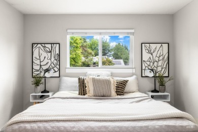 Stylishly updated home with versatile living space! Thoughtful on Eagle Hills Golf Course in Idaho - for sale on GolfHomes.com, golf home, golf lot