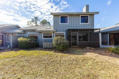 3 Bedrooms, 2 1/2 baths condo in a Private 24 hour roving on Spruce Creek Golf Club in Florida - for sale on GolfHomes.com, golf home, golf lot