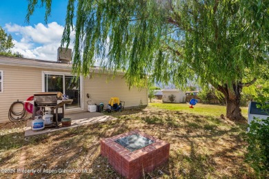 Your new 3 bed/ 2 bathroom home awaits in lovely Parachute CO on Battlement Mesa Golf Course in Colorado - for sale on GolfHomes.com, golf home, golf lot