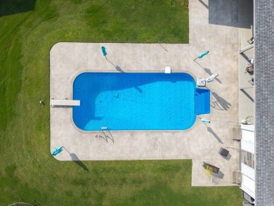 Fully remodeled, all-electric home offering nearly 5,000 sq ft on The Course at River Oaks in Arkansas - for sale on GolfHomes.com, golf home, golf lot