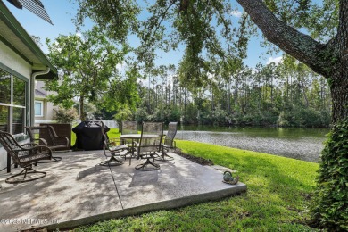 Beautiful 4BR/2.5BA Eagle Harbor golf course home with serene on Eagle Harbor Golf Club in Florida - for sale on GolfHomes.com, golf home, golf lot
