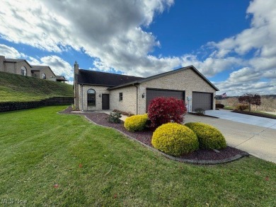 Come see this great condo overlooking the beautiful Turkana Golf on Turkana Farms Golf Course in Ohio - for sale on GolfHomes.com, golf home, golf lot