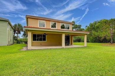 ON A FULL PRICE OFFER THE SELLER WILL CONTRIBUTE 2% TO BUYERS on Eagle Marsh Golf Club in Florida - for sale on GolfHomes.com, golf home, golf lot