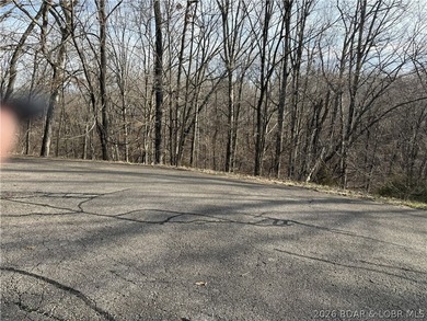 *Discover the serene beauty of 861 Grand Cypress Court in Porta on The Club At Porto Cima in Missouri - for sale on GolfHomes.com, golf home, golf lot