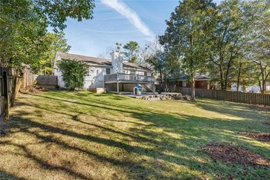 This wonderful traditional home is located in the Lake Forest on Lake Forest Yacht and Country Club in Alabama - for sale on GolfHomes.com, golf home, golf lot