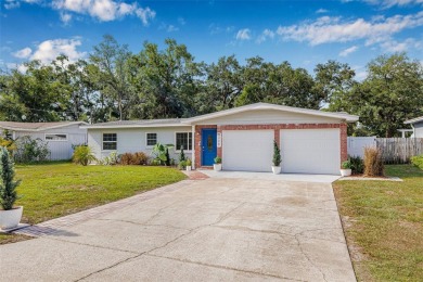 Under contract-accepting backup offers. Welcome to your perfect on Babe Zaharias Golf Course in Florida - for sale on GolfHomes.com, golf home, golf lot
