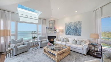 Two-level penthouses at Tangerine Bay Club are a rare offering on Links on Longboat Golf Club in Florida - for sale on GolfHomes.com, golf home, golf lot