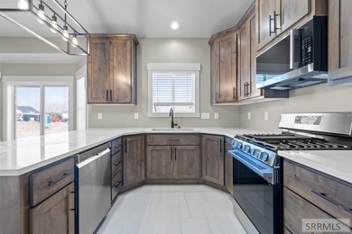 This BRAND-NEW HOME offers nearly 3,000 square feet of living on Sand Creek Golf Course in Idaho - for sale on GolfHomes.com, golf home, golf lot