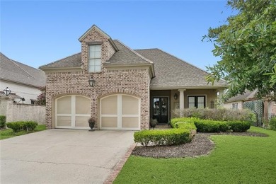 Absolutely Stunning, Two-Story 3 Bed, 3 Bath furnished home for on Oak Harbor Golf Club in Louisiana - for sale on GolfHomes.com, golf home, golf lot