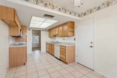 Welcome to the Sun City lifestyle you've been dreaming about!
 on PalmBrook Country Club in Arizona - for sale on GolfHomes.com, golf home, golf lot