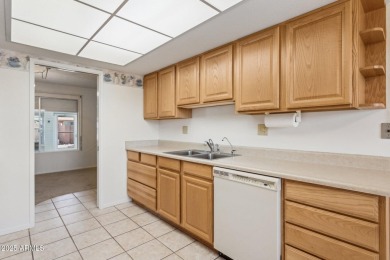 Welcome to the Sun City lifestyle you've been dreaming about!
 on PalmBrook Country Club in Arizona - for sale on GolfHomes.com, golf home, golf lot