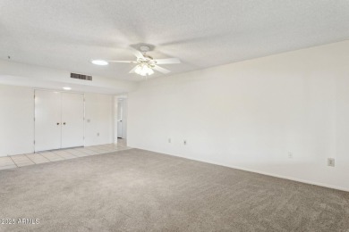 Welcome to the Sun City lifestyle you've been dreaming about!
 on PalmBrook Country Club in Arizona - for sale on GolfHomes.com, golf home, golf lot