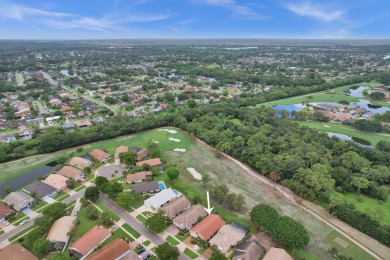 Come see this lovely 3 bedroom 2 bathroom home in the all-age on Boca Woods Country Club in Florida - for sale on GolfHomes.com, golf home, golf lot