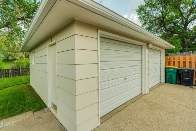 Rare, one-owner home in a fantastic neighborhood close to the on Tom O Leary Golf Course in North Dakota - for sale on GolfHomes.com, golf home, golf lot