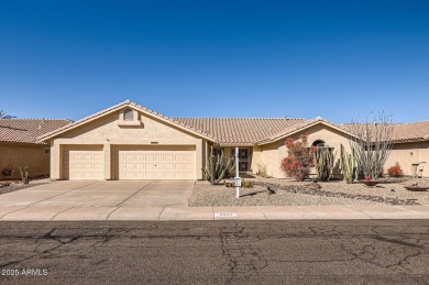 Beautiful Camelback model with a 3-car garage in Westbrook on Westbrook Village / Vista Golf Course in Arizona - for sale on GolfHomes.com, golf home, golf lot