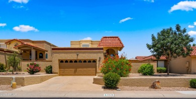This gorgeous recently updated 3-bedroom residence located on The Lakes at Ahwatukee in Arizona - for sale on GolfHomes.com, golf home, golf lot