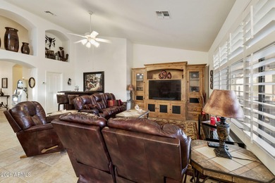 Great 2BR, 2BA plus den Bellagio model on the golf course in the on Oakwood Golf Club  in Arizona - for sale on GolfHomes.com, golf home, golf lot