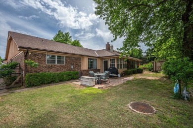 Large beautiful home overlooking the 11th tee of the Surrey on Golf Club At Surrey Hills in Oklahoma - for sale on GolfHomes.com, golf home, golf lot