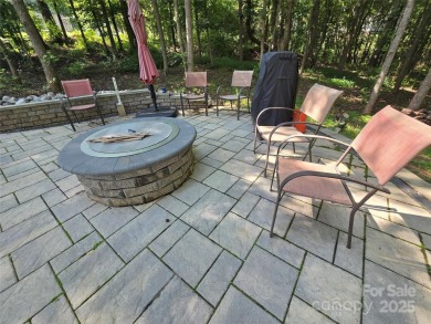 Beautiful, open floorplan home with an upgraded landscaped yard on Edgewater Golf Club in South Carolina - for sale on GolfHomes.com, golf home, golf lot