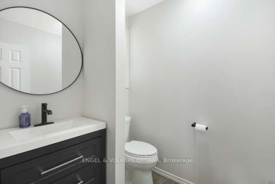 Charming side-split home on an oversized lot, ideally located on Dundas Valley Golf and Curling Club in  - for sale on GolfHomes.com, golf home, golf lot
