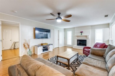 Charming  Well-Maintained Home. Welcome to this beautifully on Oak Grove Golf Course in Texas - for sale on GolfHomes.com, golf home, golf lot